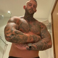 tommygunxxx